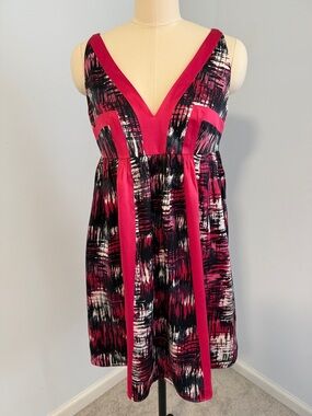 Laundry by Design Pink and Black Print V-Neck Sleeveless Mini Dress Size 4